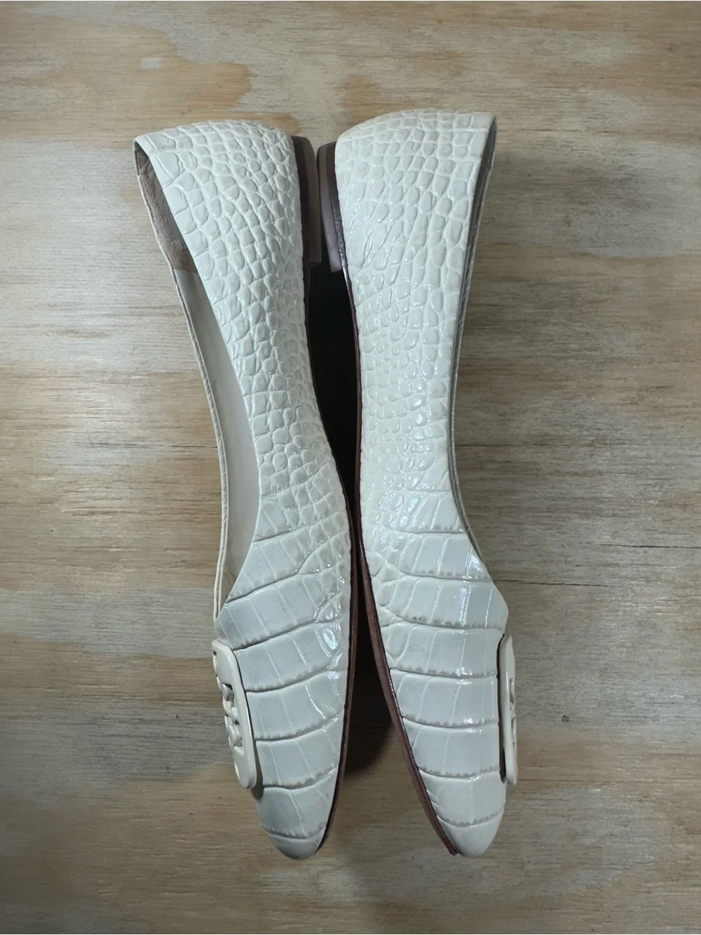 Tory Burch Cream Croc-Embossed Logo Ballet Flats Women’s Size 10.5